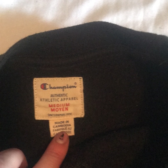 Black champion sweatshirt women’s medium not worn much - Picture 4 of 4